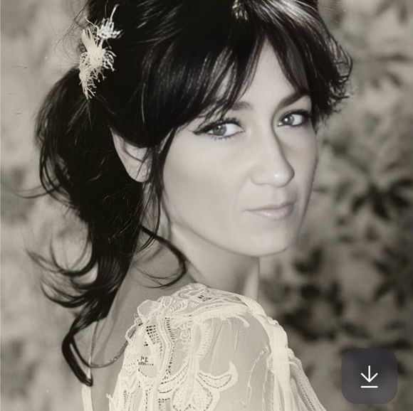 Meet your Posher, Kaycee - Picture 1 of 1